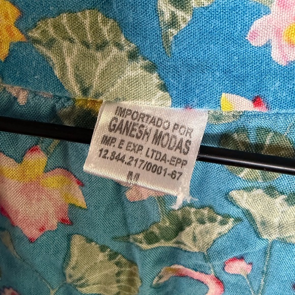 Flamingo Print Button-Up tunic - Picture 7 of 7